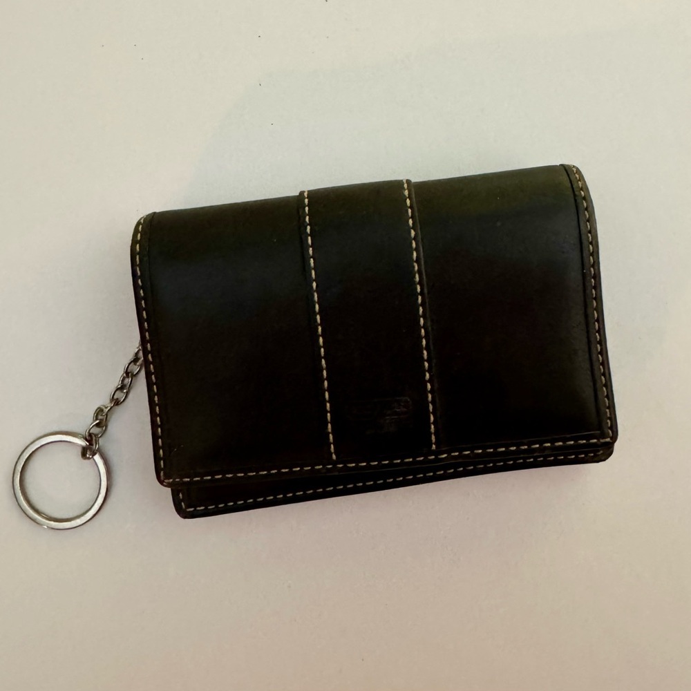 Vintage Coach Hamptons Black Leather Wallet w. White Stitching & Key Ring - Picture 1 of 16